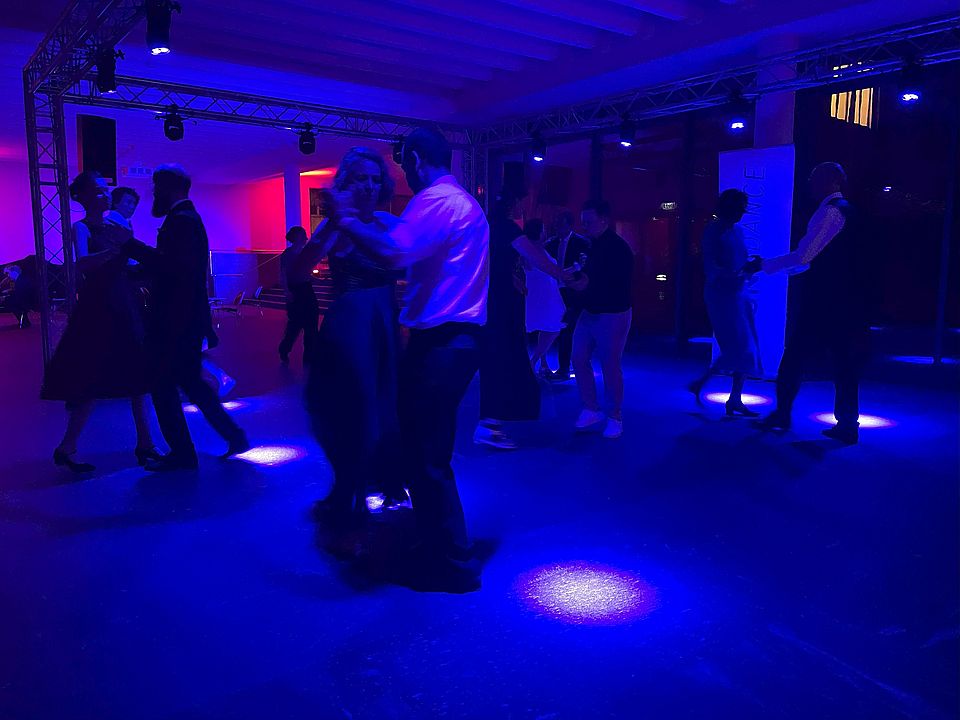Uniball Dancefloor UG