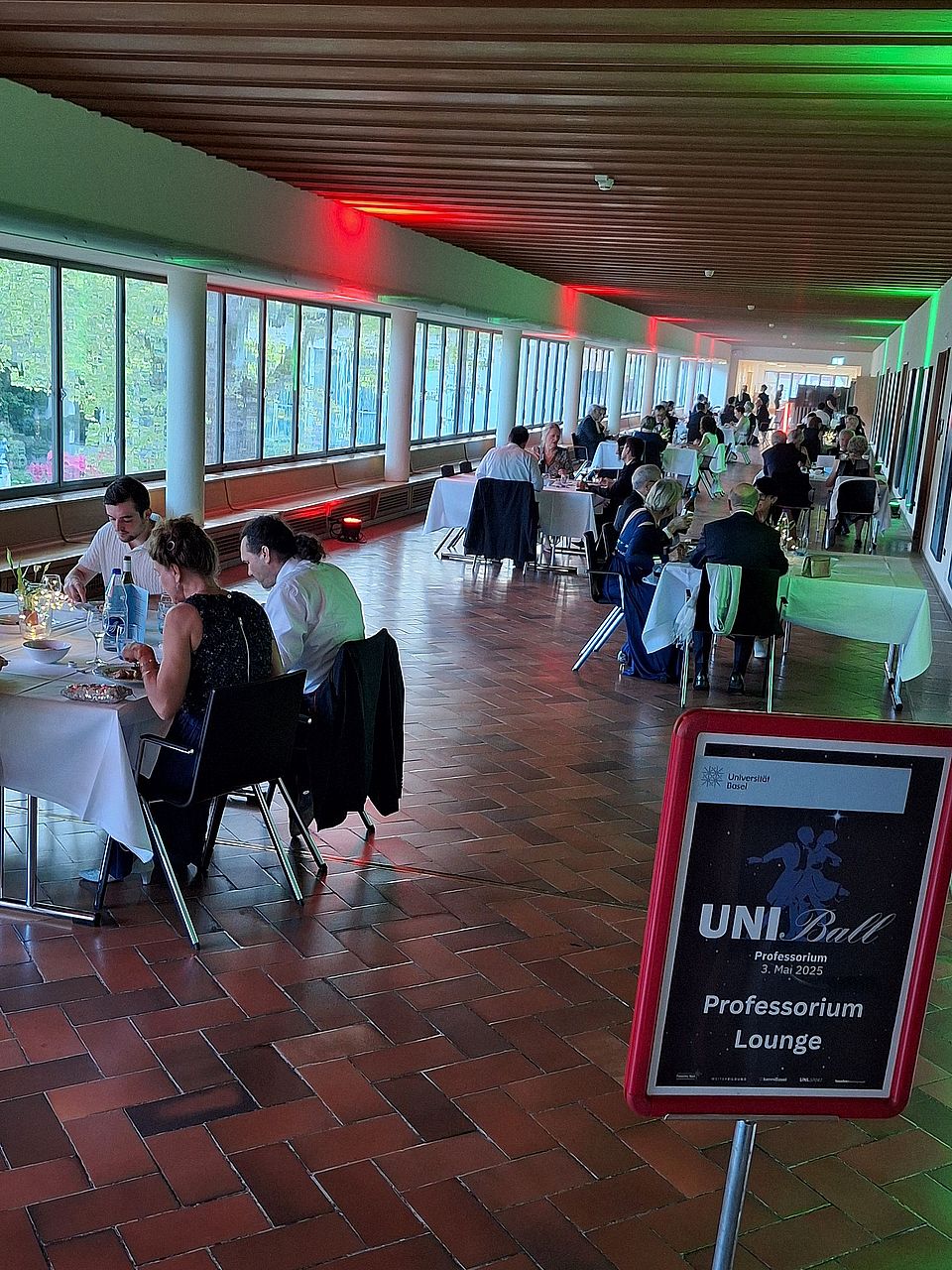 Uniball Dinner